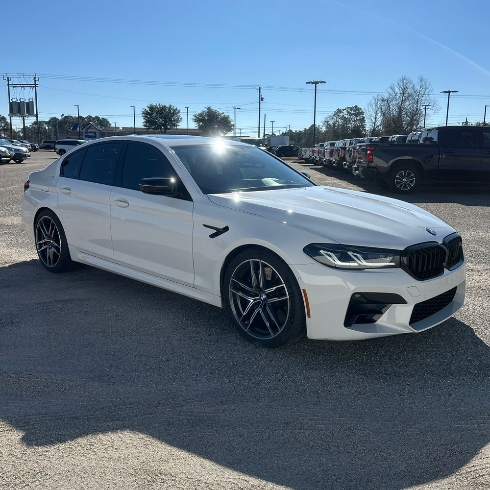 2022 BMW M5 Base