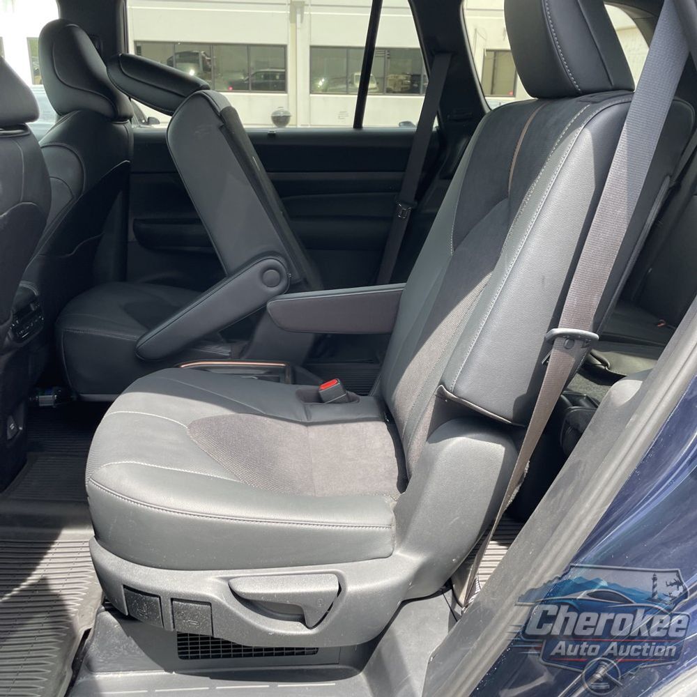 2024 Toyota Grand Highlander Hybrid MAX Platinum