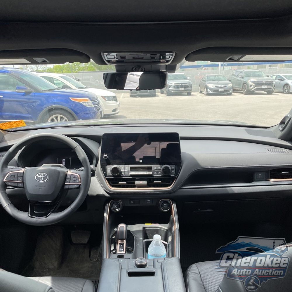 2024 Toyota Grand Highlander Hybrid MAX Platinum