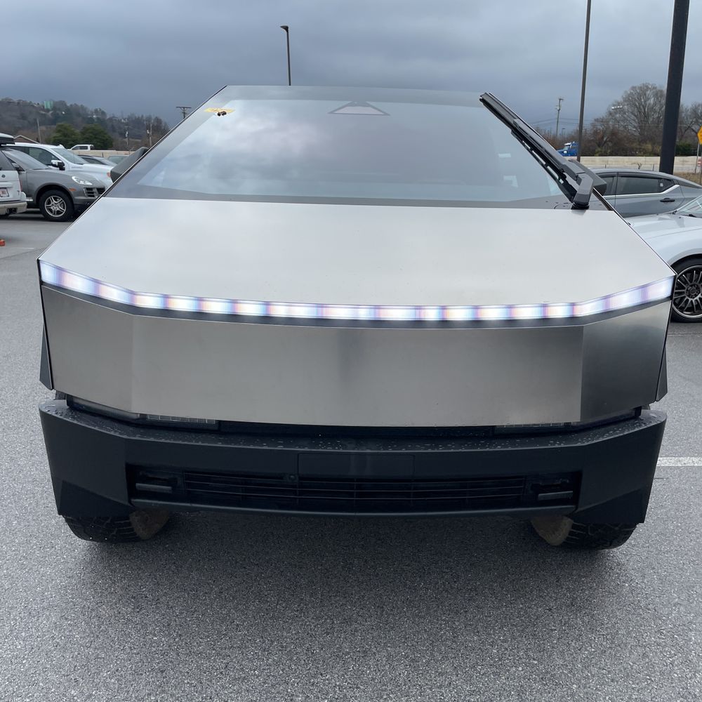 2024 Tesla Cybertruck Base