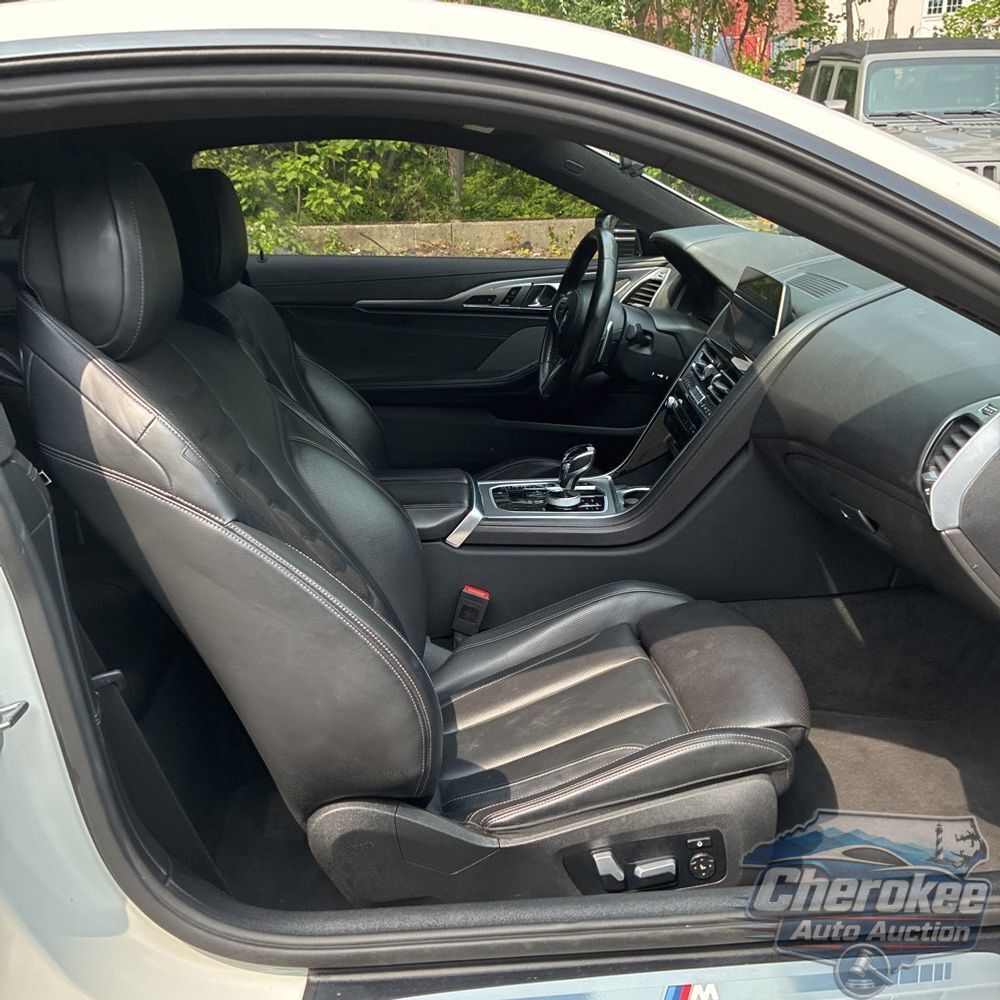 2022 BMW 8-Series 840i