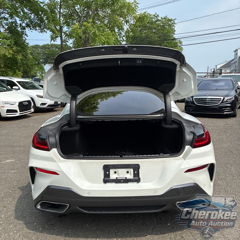 2022 BMW 8-Series 840i