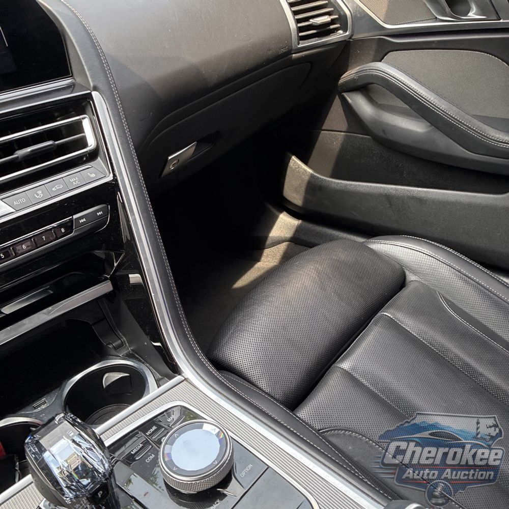 2022 BMW 8-Series 840i