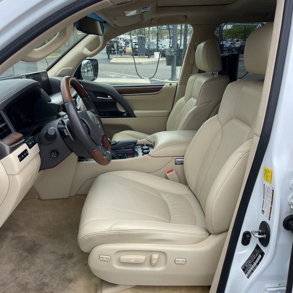2021 Lexus LX 570 Three-Row