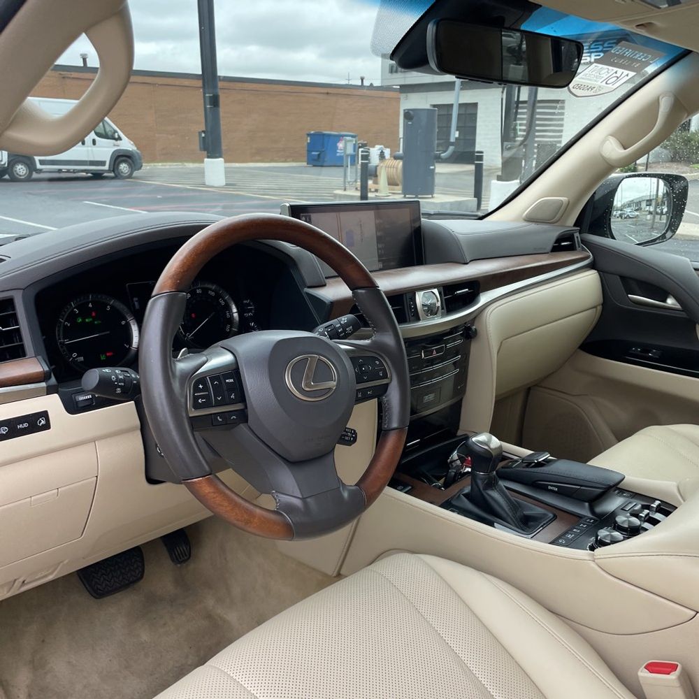 2021 Lexus LX 570 Three-Row