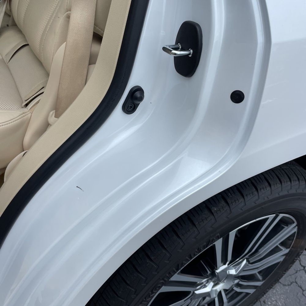 2021 Lexus LX 570 Three-Row