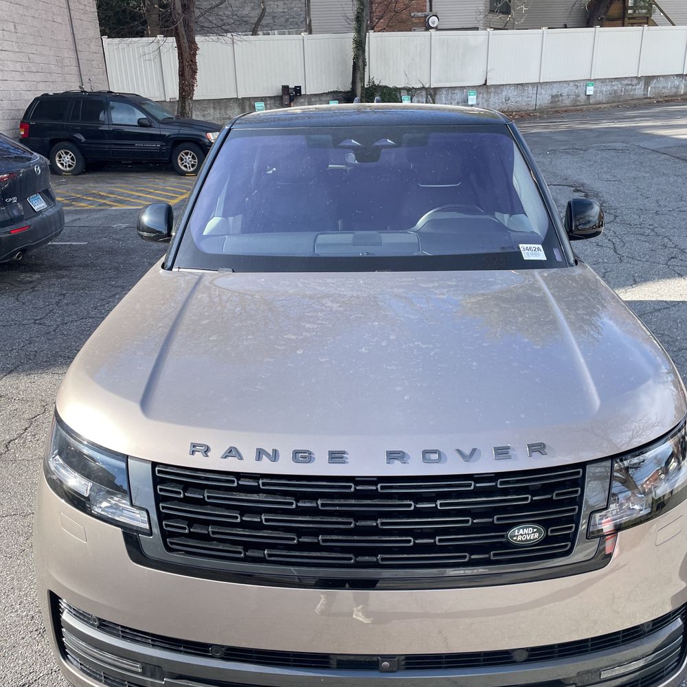 2023 Land Rover Range Rover P530 SE