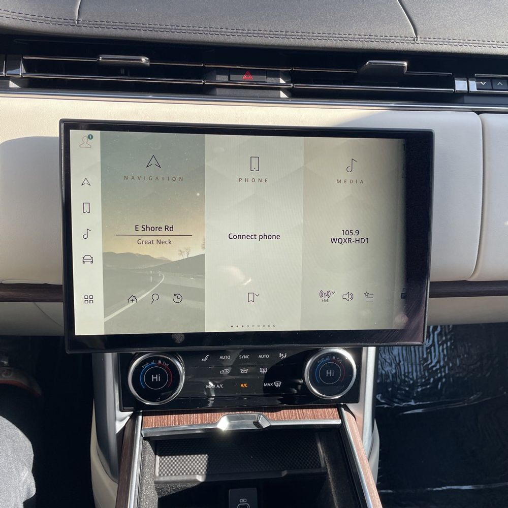 2023 Land Rover Range Rover P530 SE