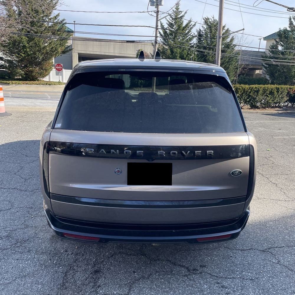 2023 Land Rover Range Rover P530 SE