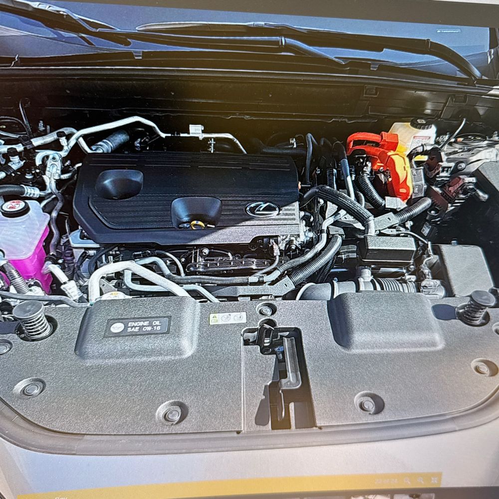 2025 Lexus NX 450h+ F SPORT Handling