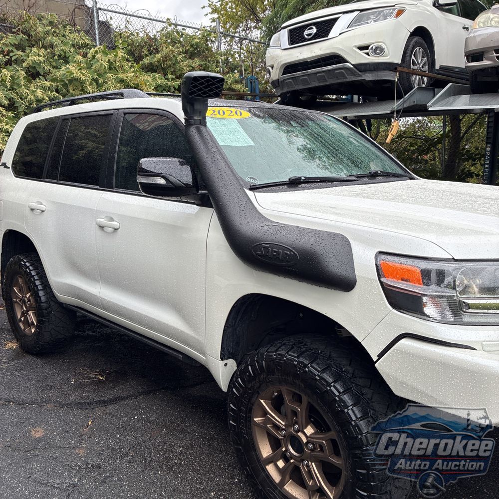 2020 Toyota Land Cruiser Heritage Edition