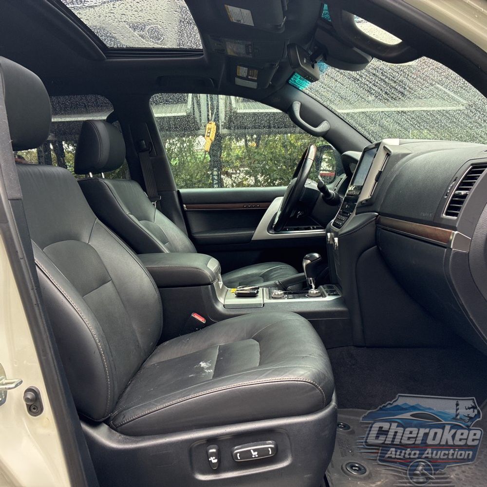 2020 Toyota Land Cruiser Heritage Edition