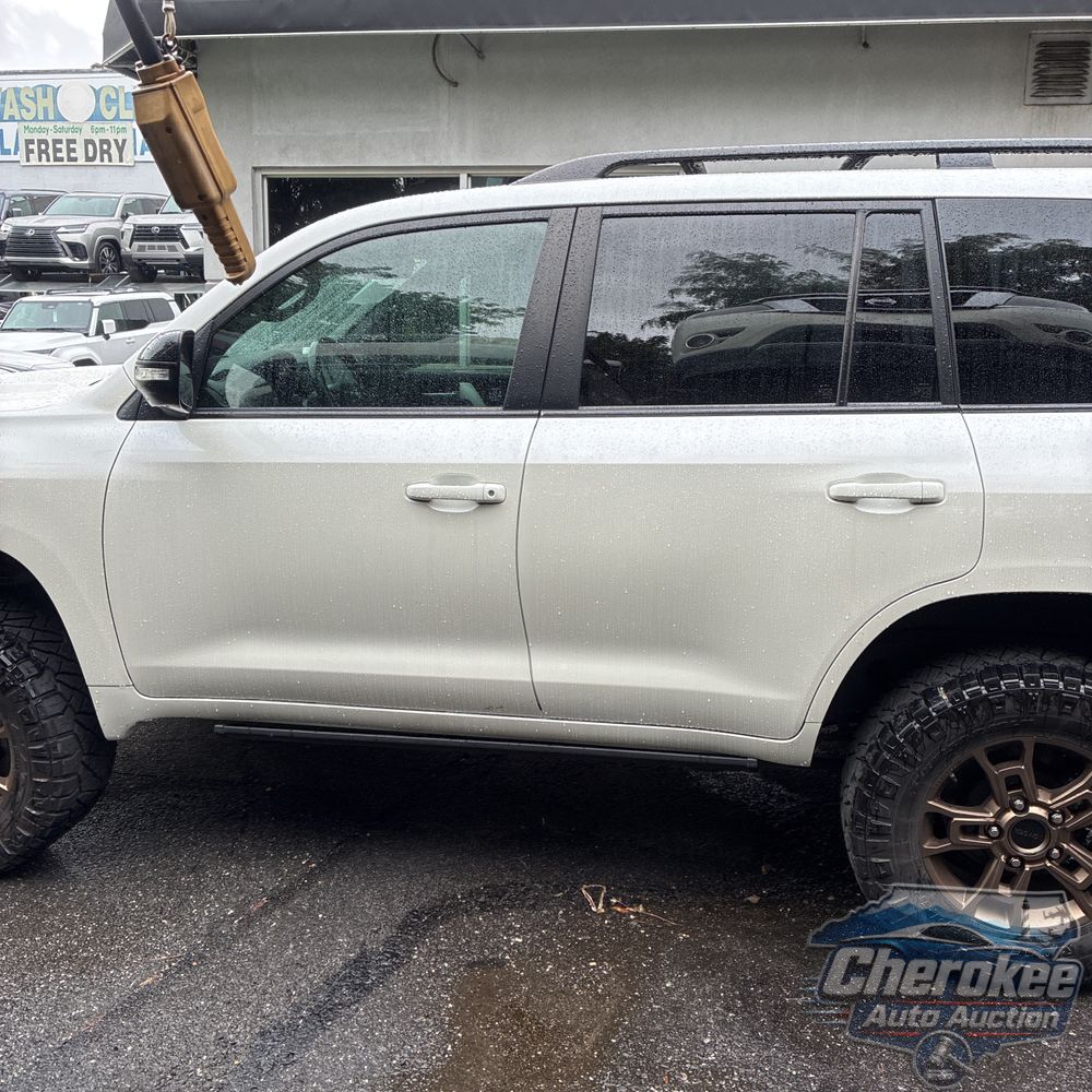 2020 Toyota Land Cruiser Heritage Edition
