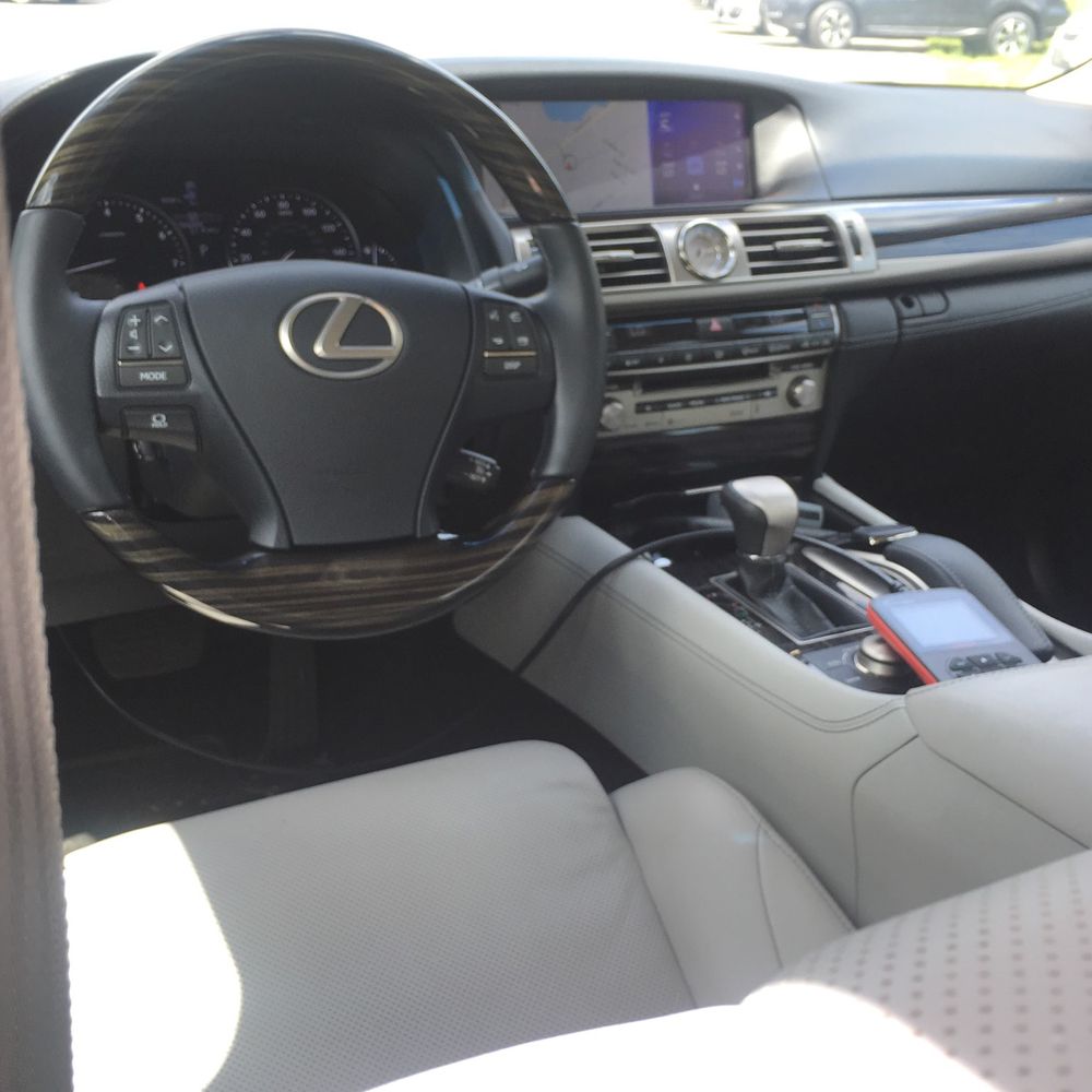 2016 Lexus LS 460 Base