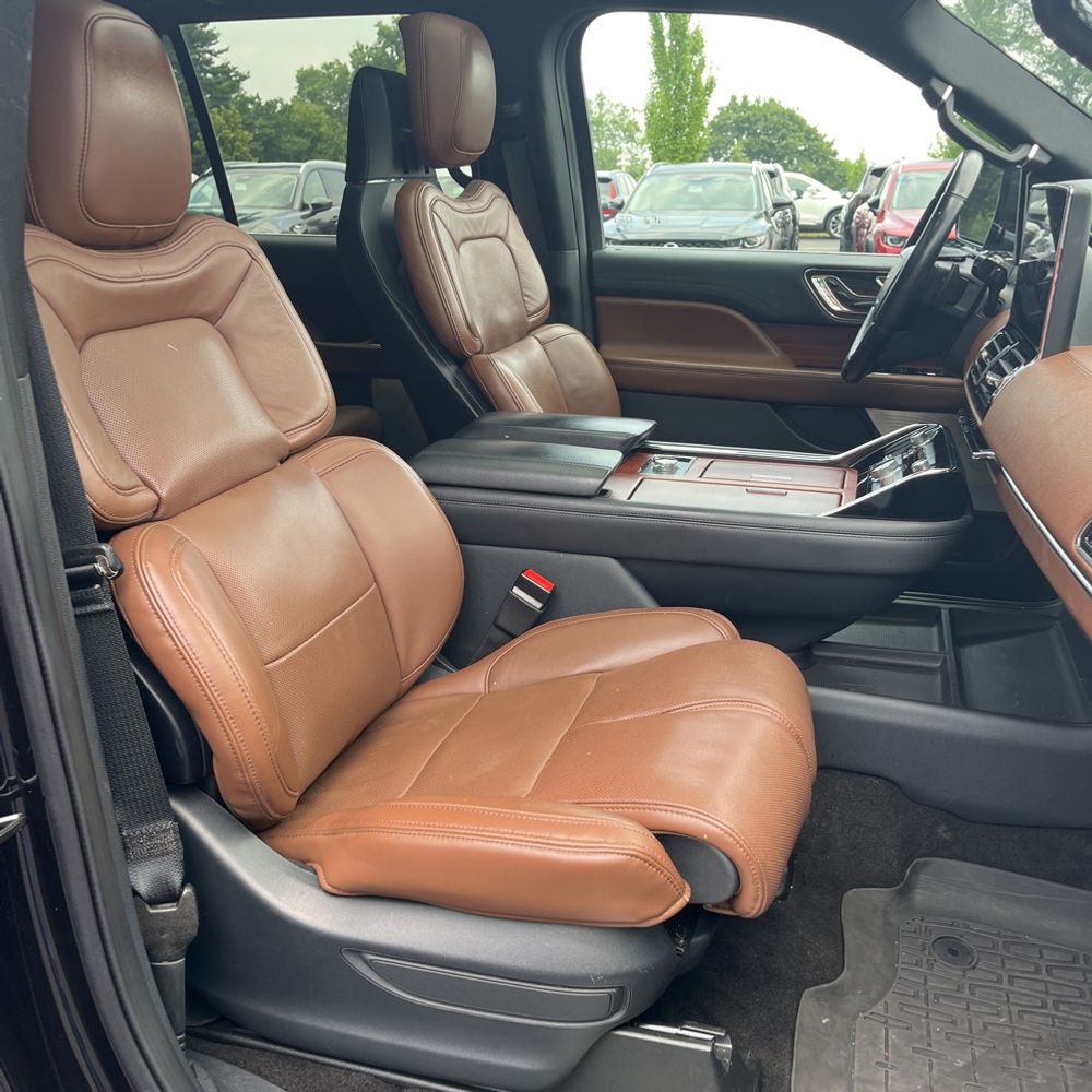 2022 Lincoln Navigator Reserve