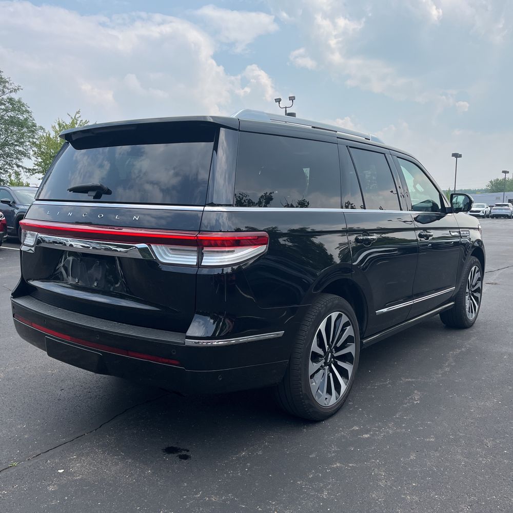 2022 Lincoln Navigator Reserve