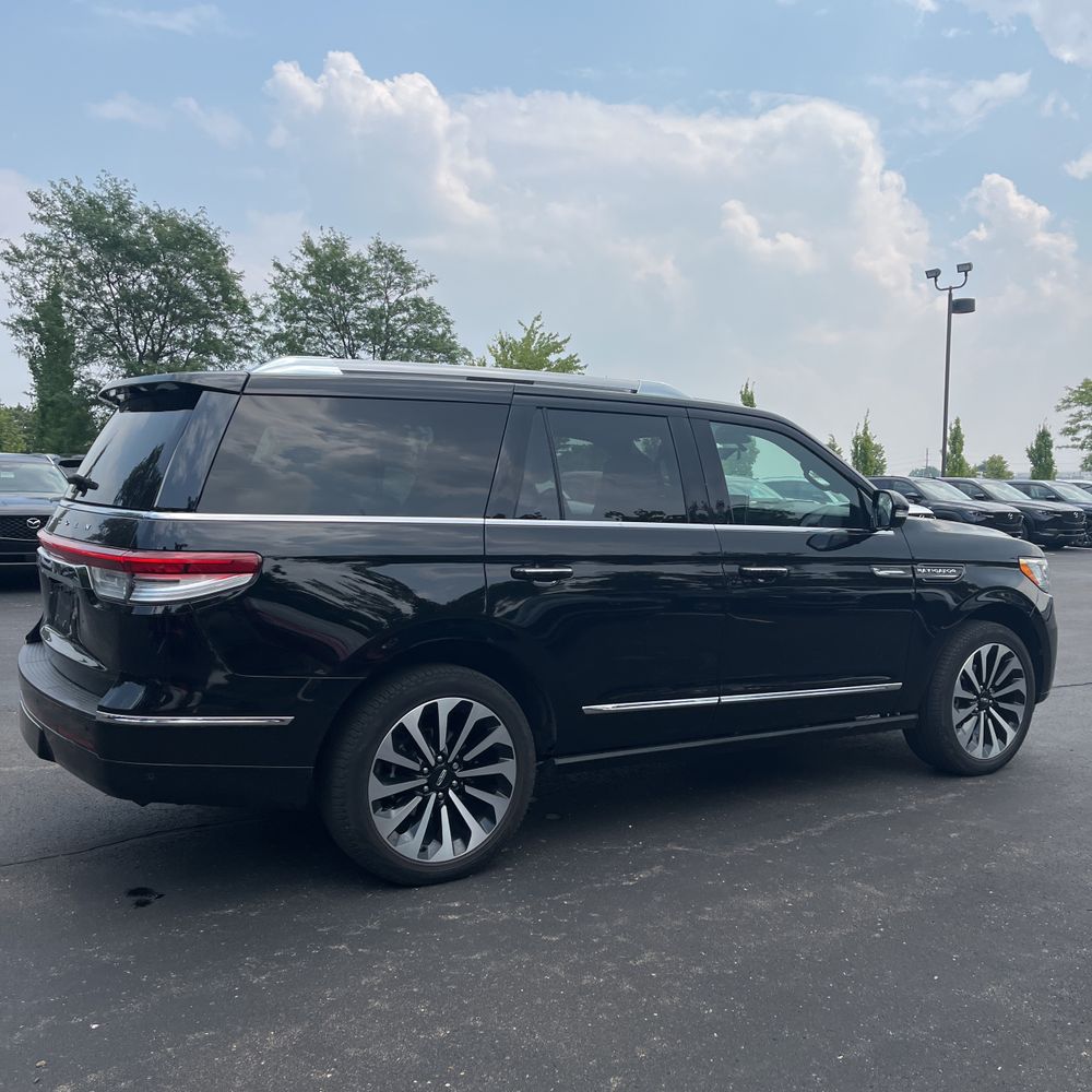 2022 Lincoln Navigator Reserve