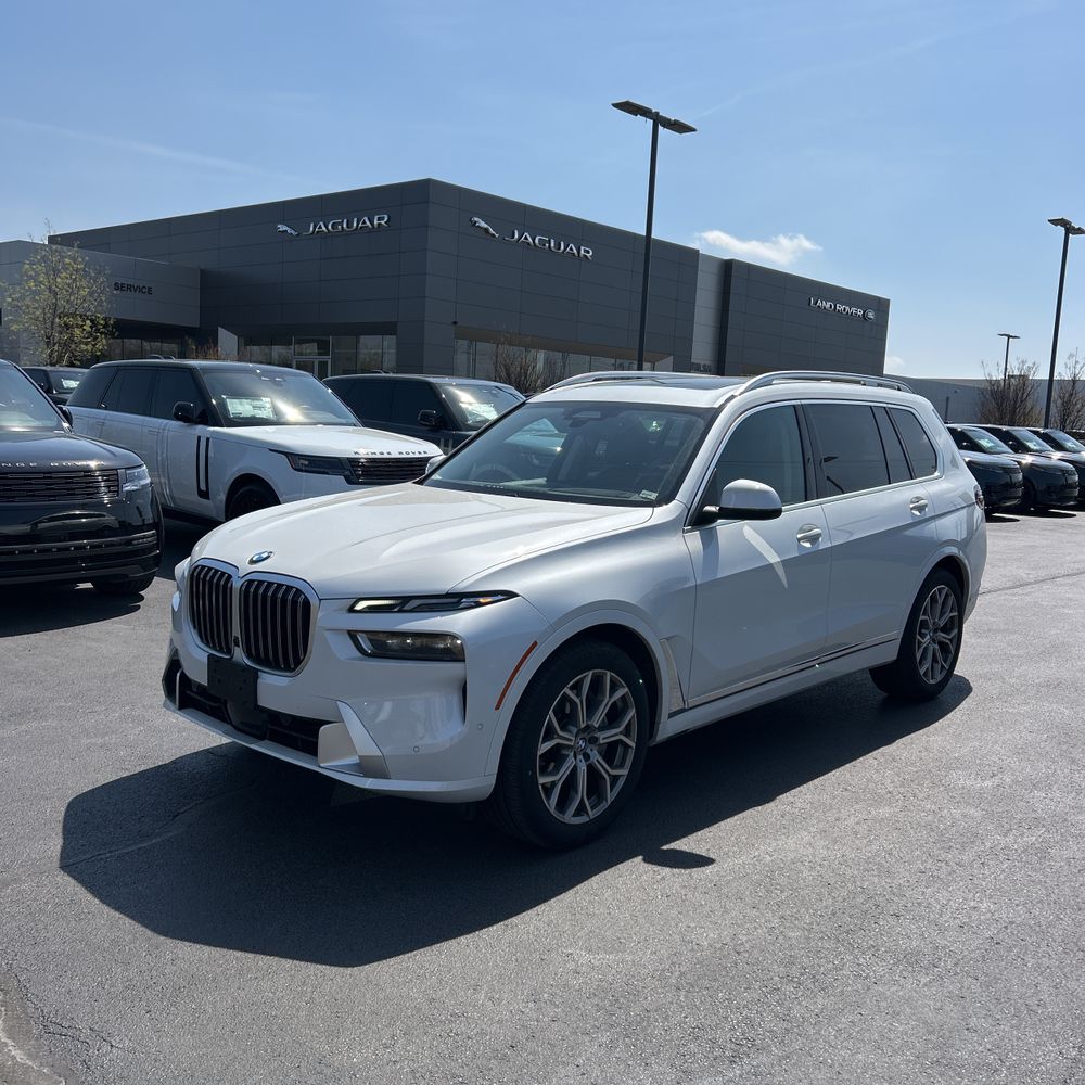 2023 BMW X7 xDrive40i