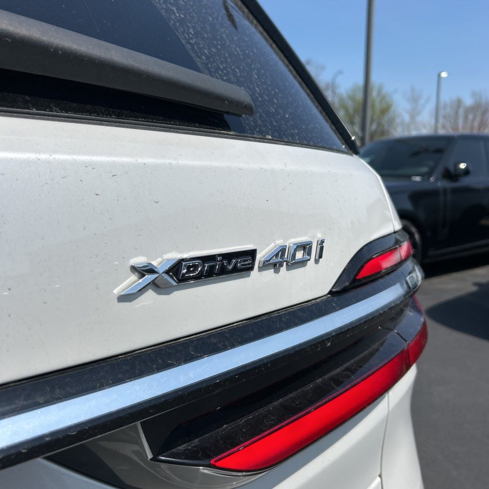 2023 BMW X7 xDrive40i