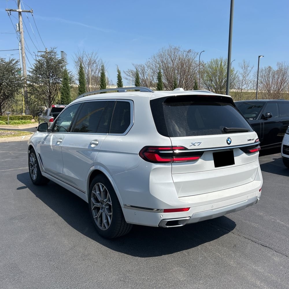 2023 BMW X7 xDrive40i
