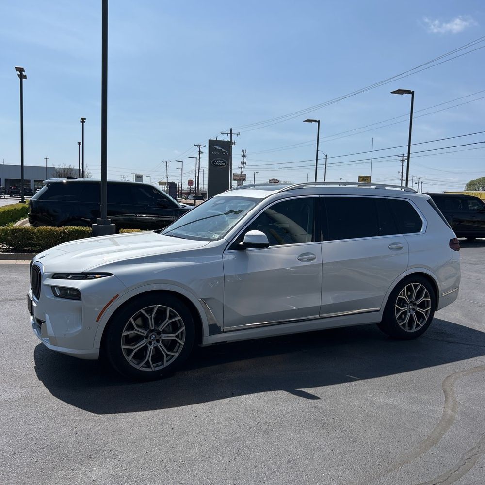 2023 BMW X7 xDrive40i