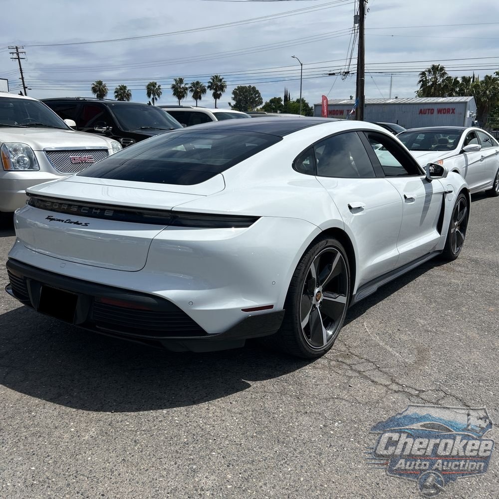 2020 Porsche Taycan Turbo S