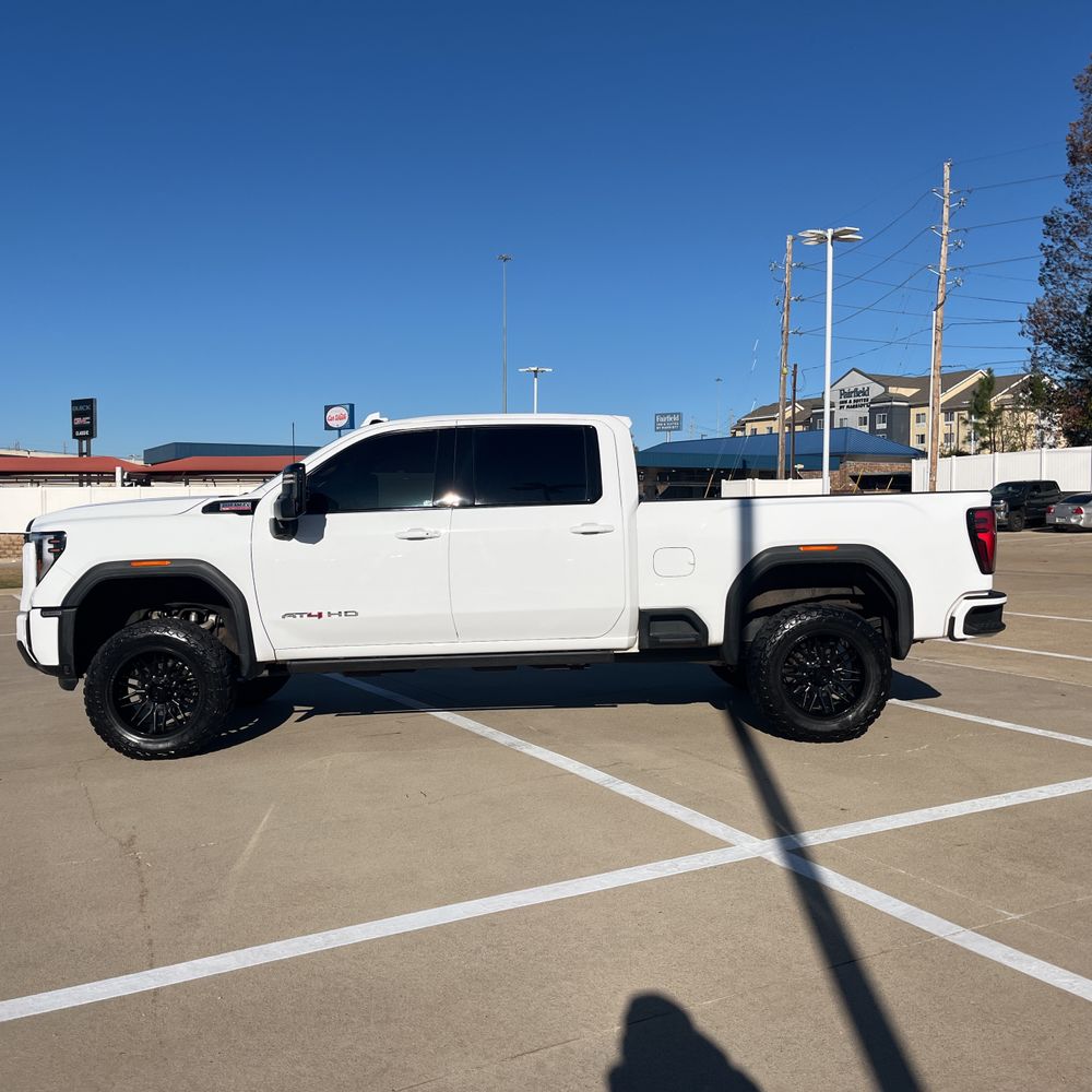 2024 GMC Sierra 2500HD AT4