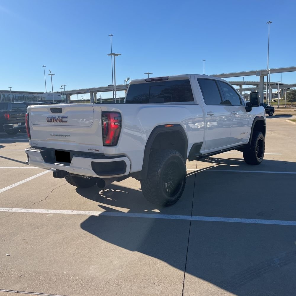 2024 GMC Sierra 2500HD AT4