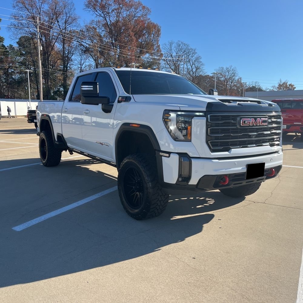 2024 GMC Sierra 2500HD AT4