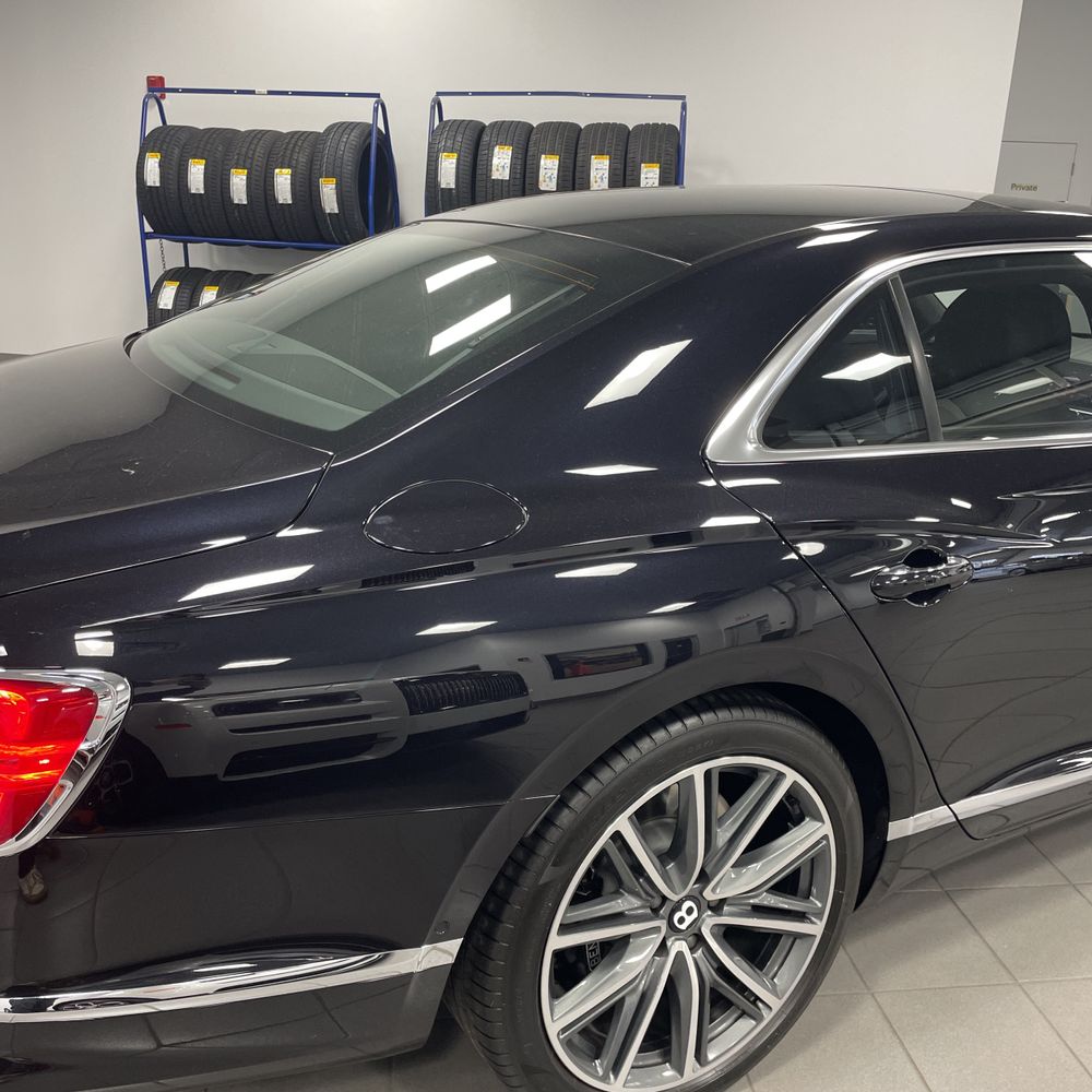2022 Bentley Flying Spur V8