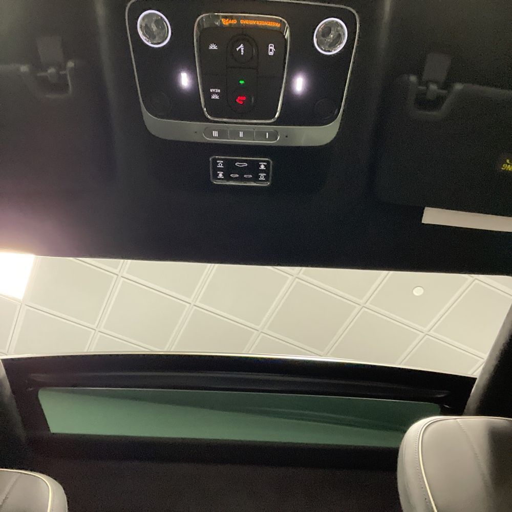 2022 Bentley Flying Spur V8