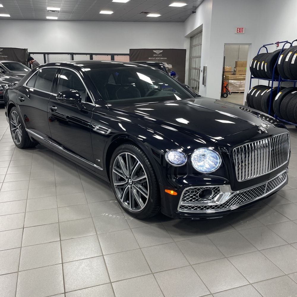 2022 Bentley Flying Spur V8