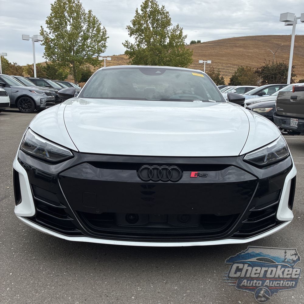 2022 Audi e-tron GT RS