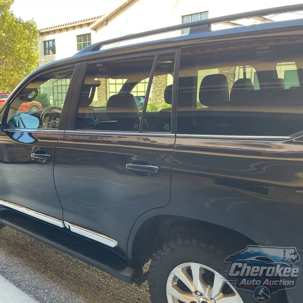 2019 Toyota Land Cruiser Base