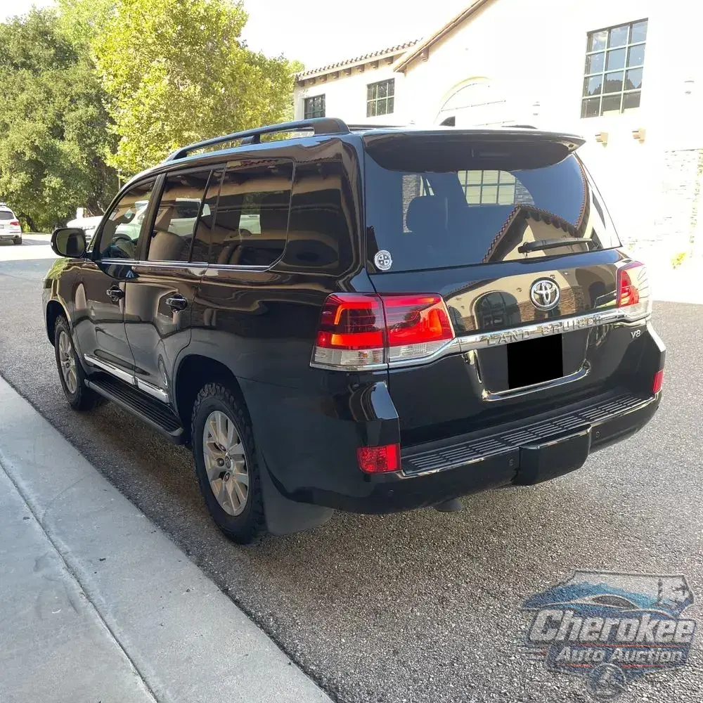 2019 Toyota Land Cruiser Base