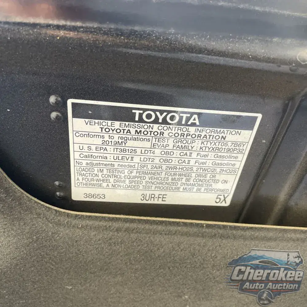2019 Toyota Land Cruiser Base