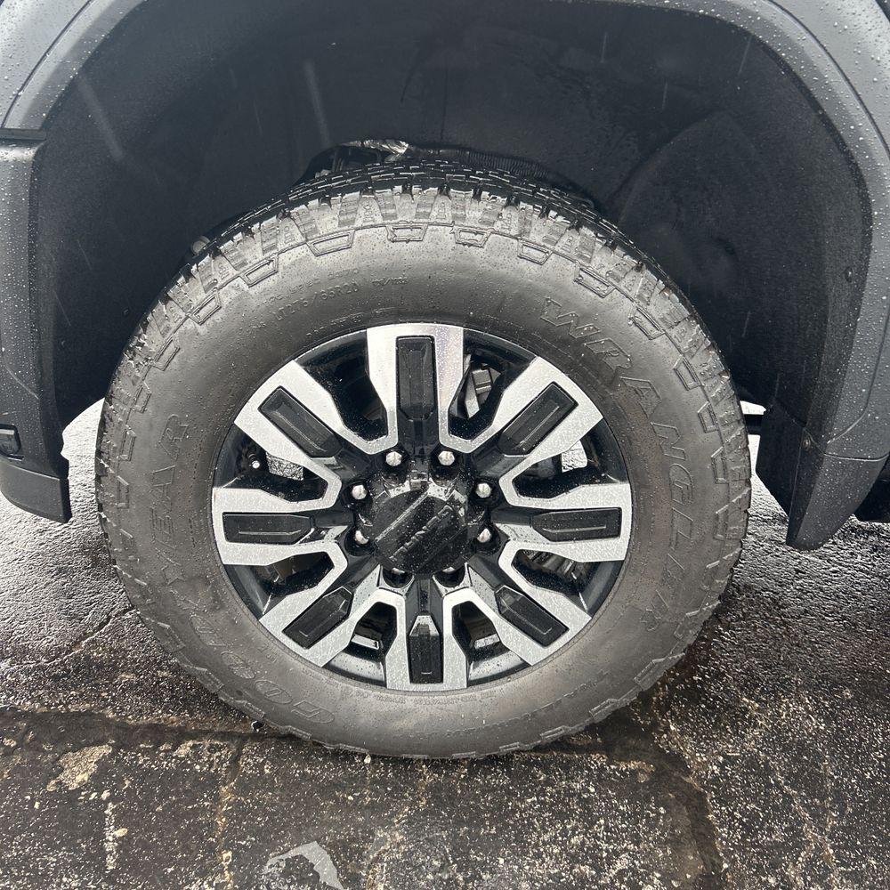 2024 GMC Sierra 2500HD Denali Ultimate
