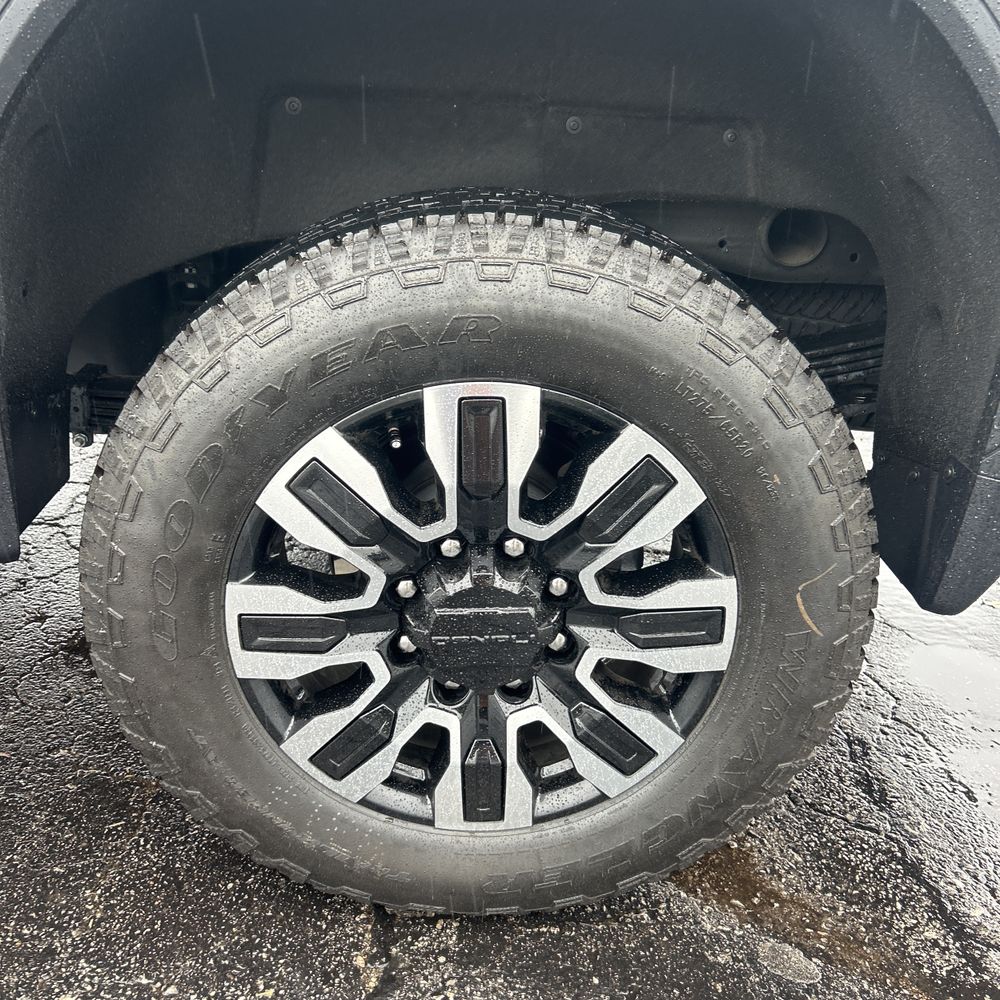 2024 GMC Sierra 2500HD Denali Ultimate