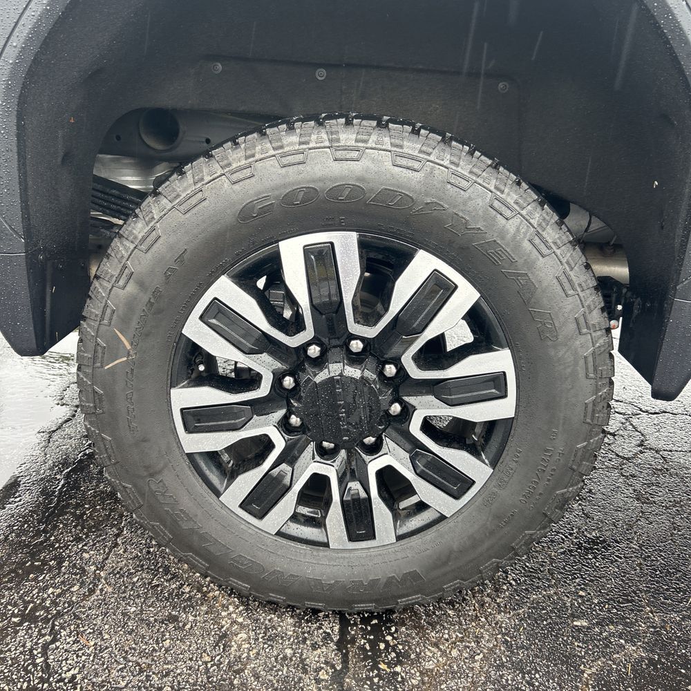 2024 GMC Sierra 2500HD Denali Ultimate