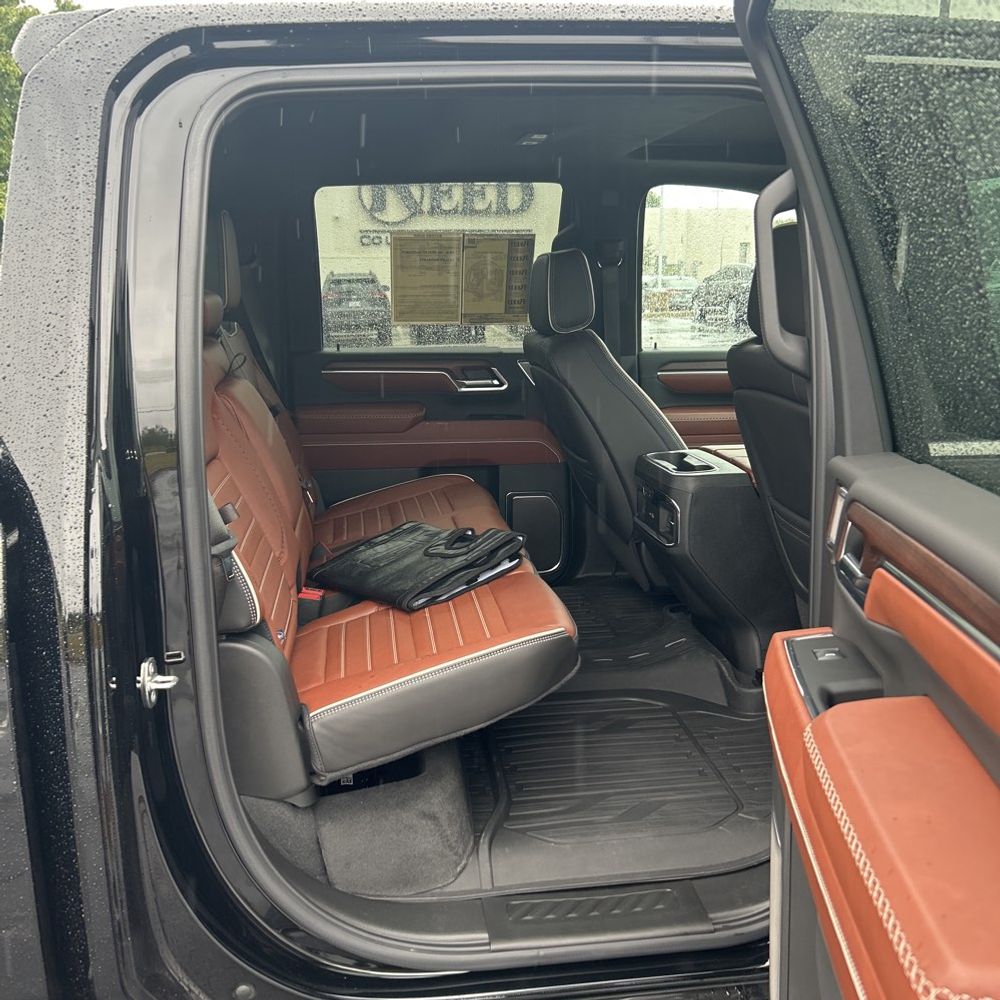 2024 GMC Sierra 2500HD Denali Ultimate