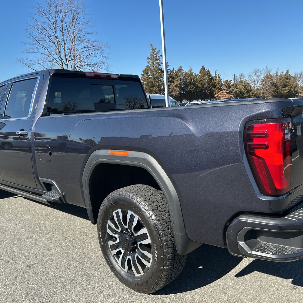 2024 GMC Sierra 2500HD Denali Ultimate