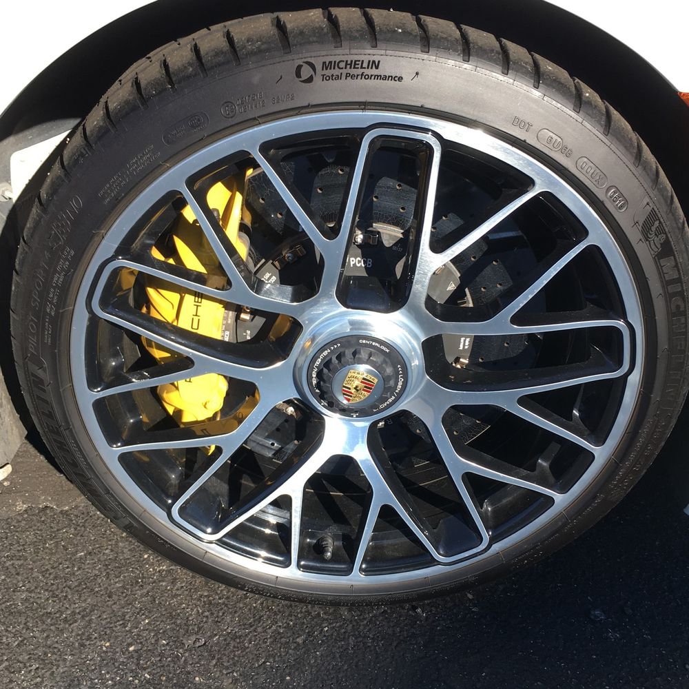 2015 Porsche 911 Carrera 4 Turbo S