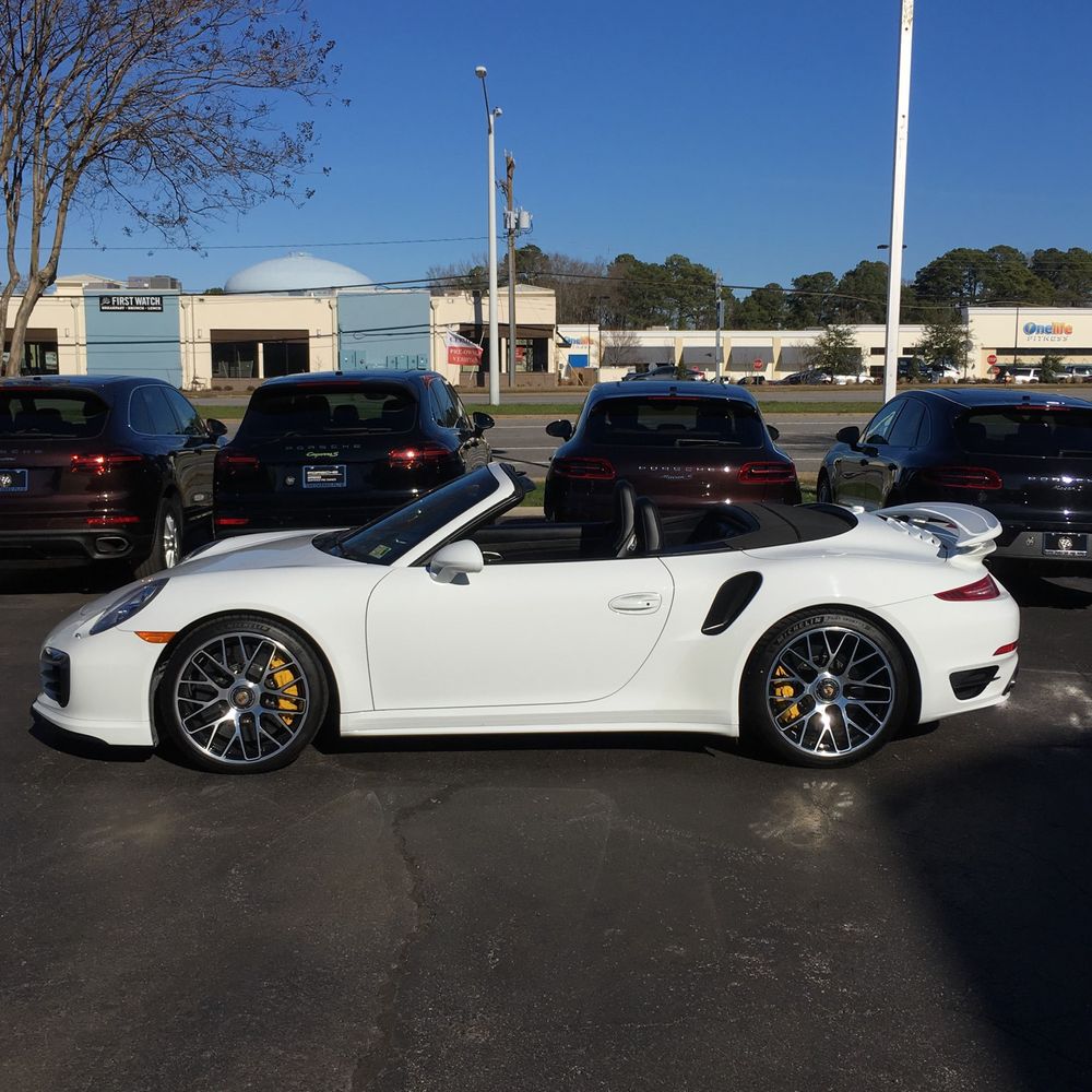2015 Porsche 911 Carrera 4 Turbo S