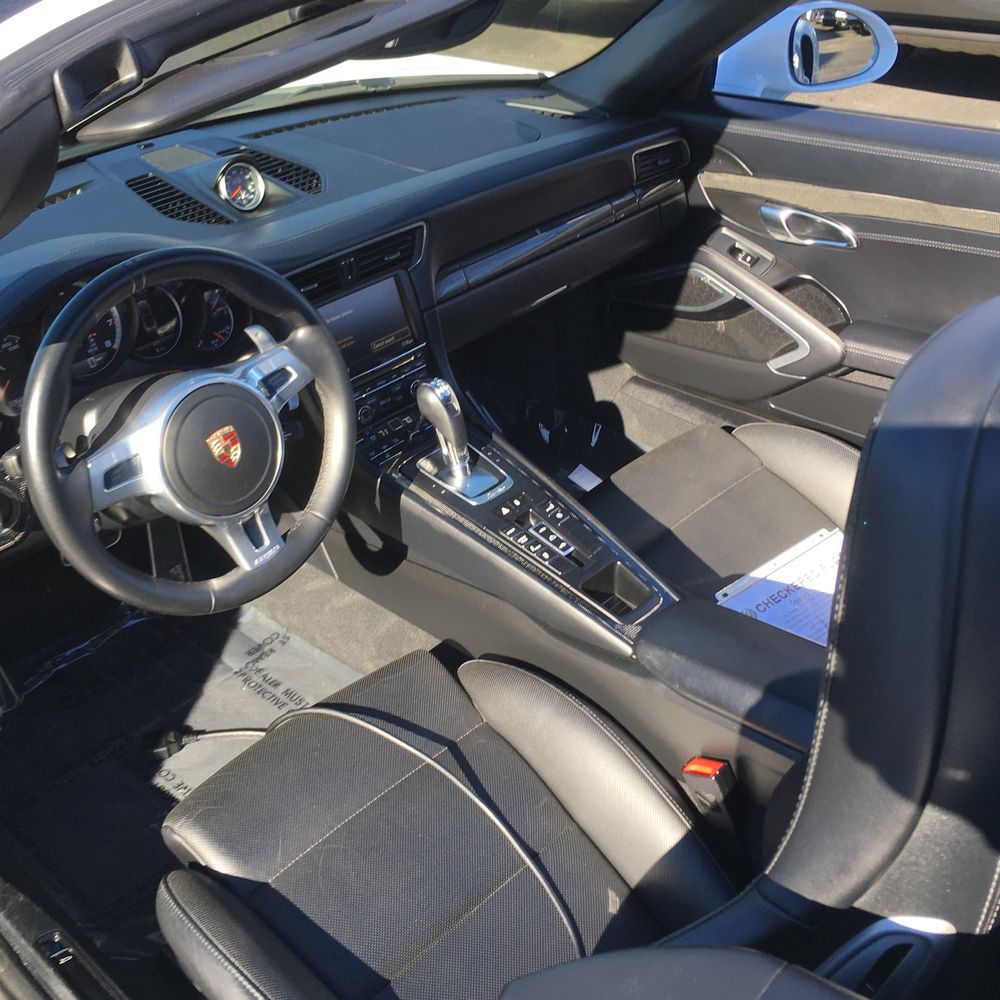 2015 Porsche 911 Carrera 4 Turbo S