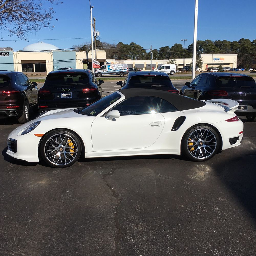 2015 Porsche 911 Carrera 4 Turbo S