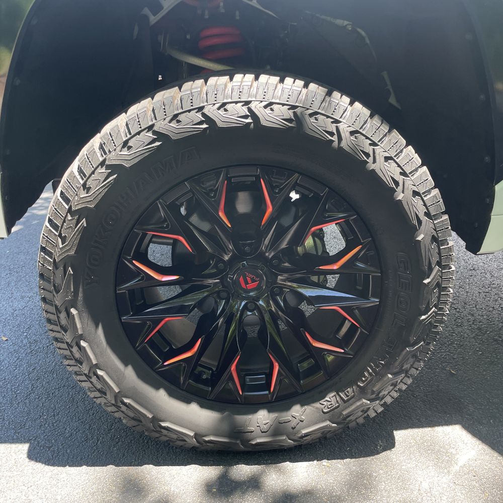 2024 Toyota Tundra Platinum HV