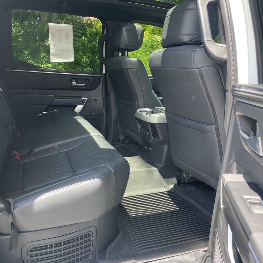 2024 Toyota Tundra Platinum HV