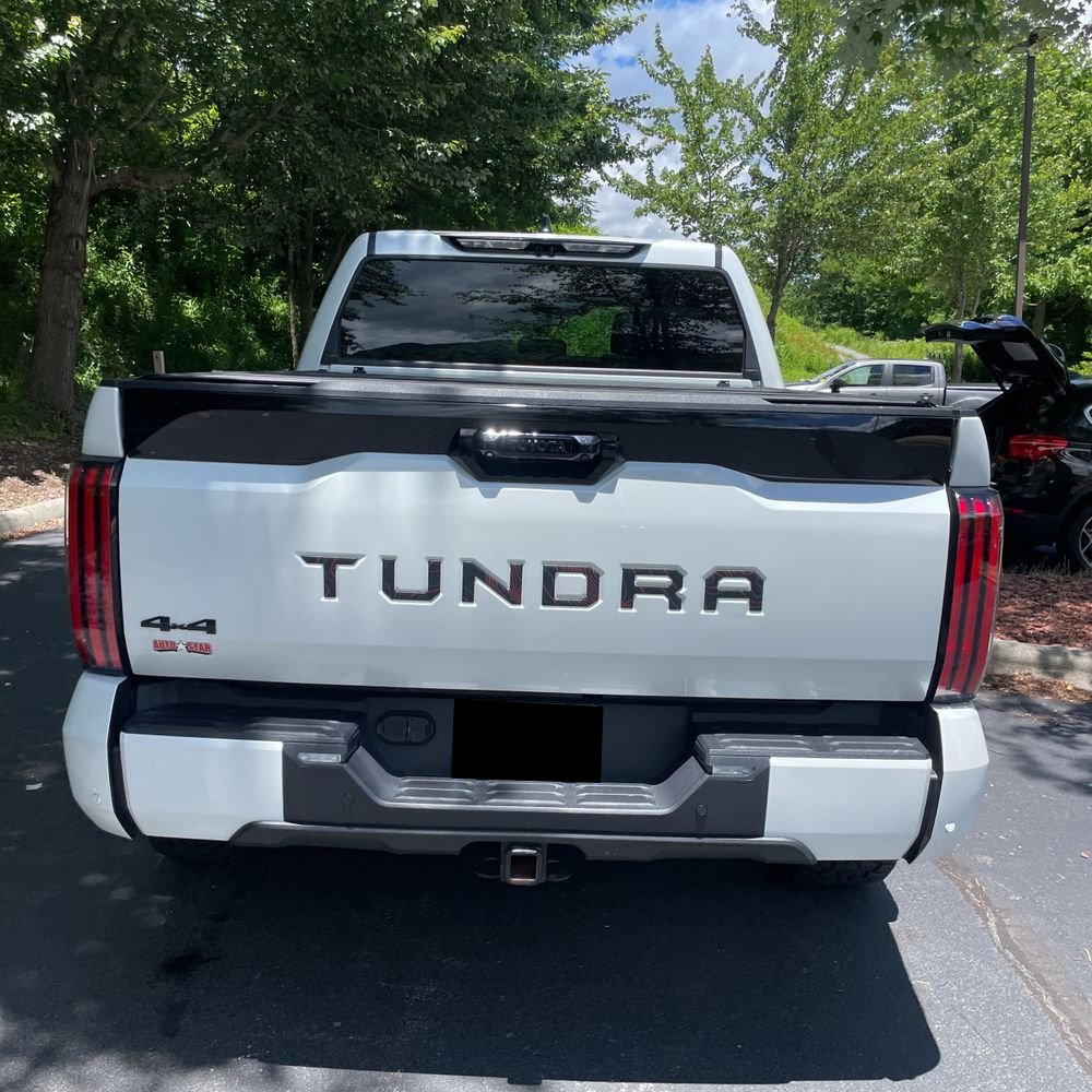 2024 Toyota Tundra Platinum HV