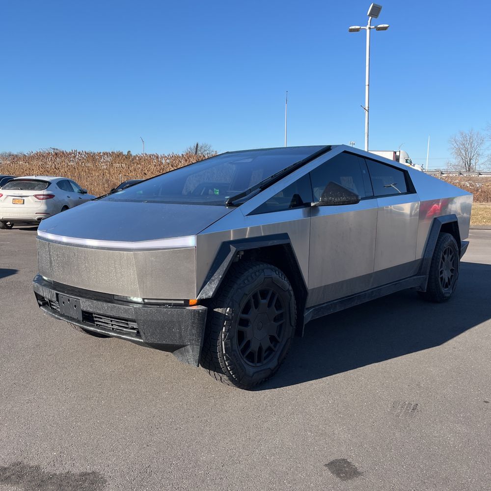 2024 Tesla Cybertruck Base