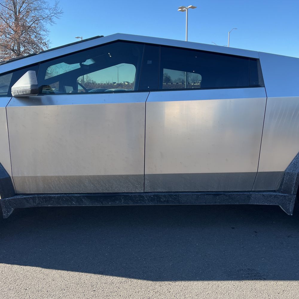 2024 Tesla Cybertruck Base